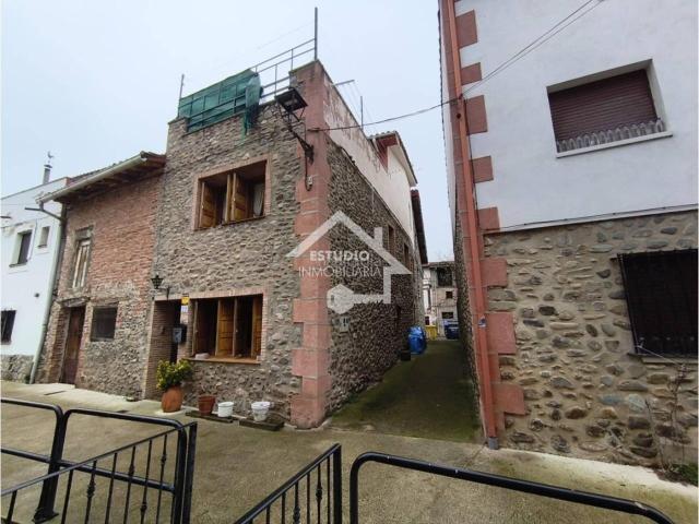 Casa en venta en Zorraquín, La Rioja
