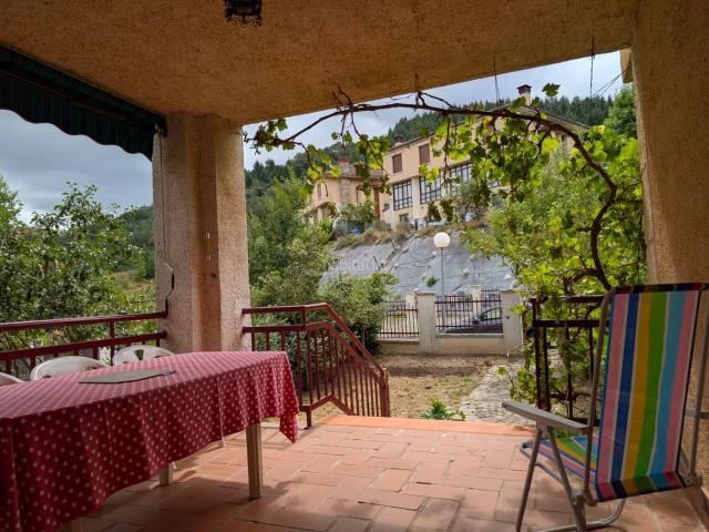 Casa en venta en Zorraquín, La Rioja