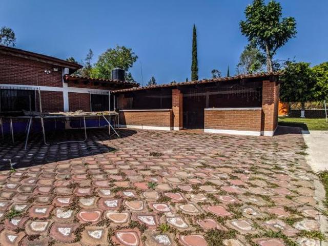 Casa en venta en Zumpahuacan con alberca