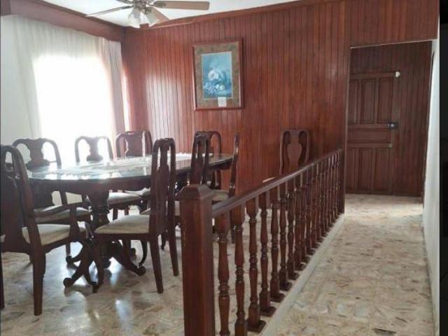 Casa en venta Equipada en Madera Fina Zona Chapultepec