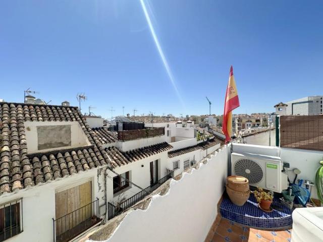 Casa en venta en Barriada Islas Canarias, Costa del Sol Occidental