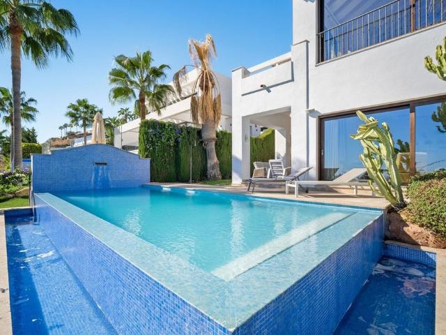 Casa en venta en Barriada Islas Canarias, Costa del Sol Occidental