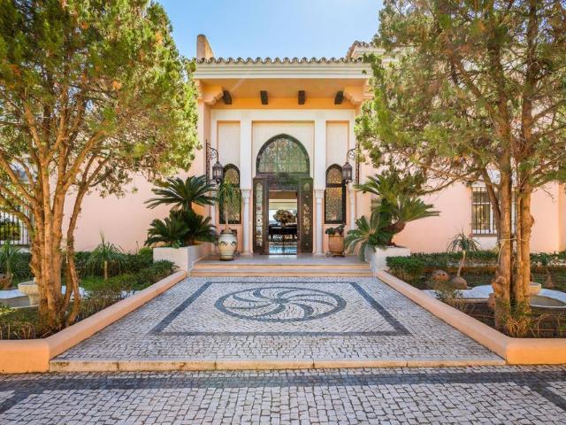 Casa en venta en Barriada Islas Canarias, Costa del Sol Occidental