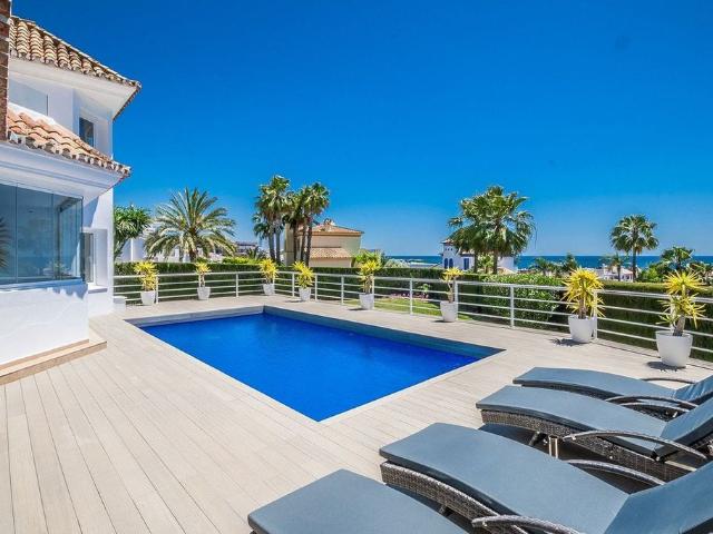Casa en venta en Barriada Islas Canarias, Costa del Sol Occidental