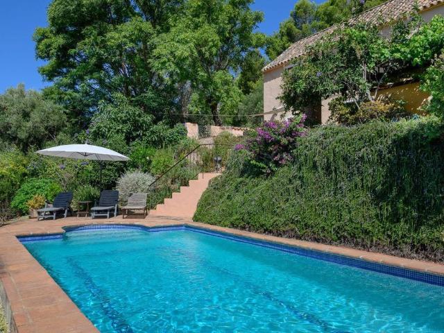 Casa en venta en Barriada Islas Canarias, Costa del Sol Occidental