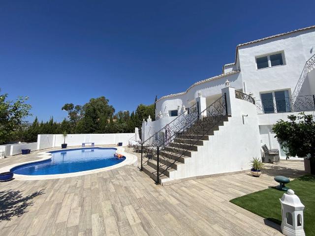Casa en venta en Nueva Atalaya, Costa del Sol Occidental