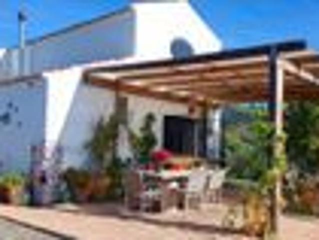 Casa en venta en Alcazaba Beach, Costa del Sol Occidental