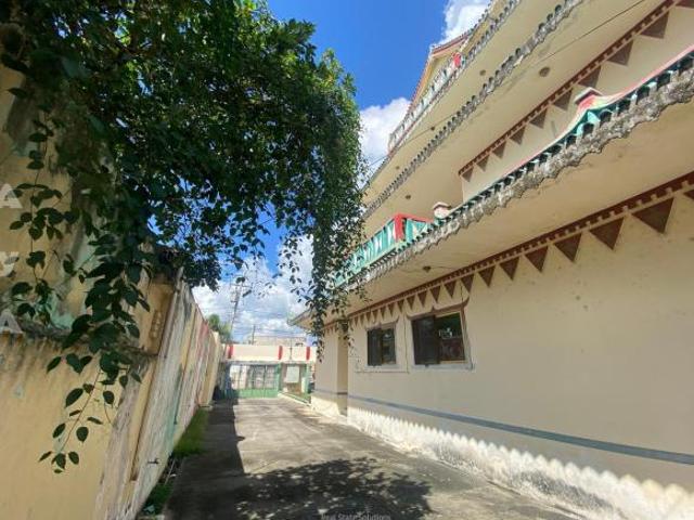 Casa en Venta, ESTILO CHINO ORIGINAL, 5 Recámaras, Piscina, Cancha Basquet, Valladolid, Yucatán