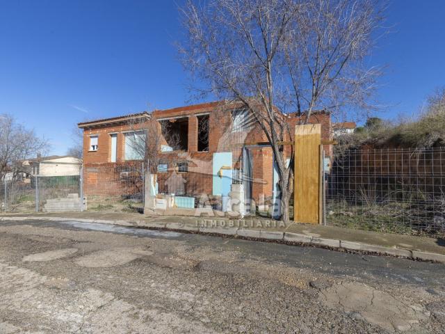 Casa en venta en Estremera