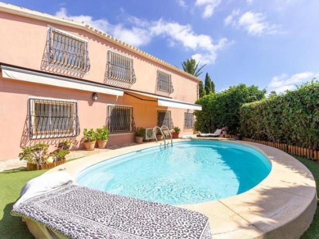 Casa en venta en la Marina Baixa, Valencia