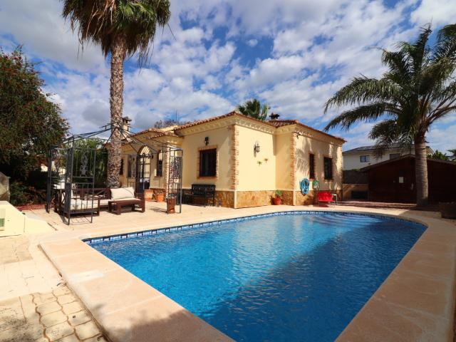 Casa en venta en el Baix Segura / La Vega Baja, Valencia