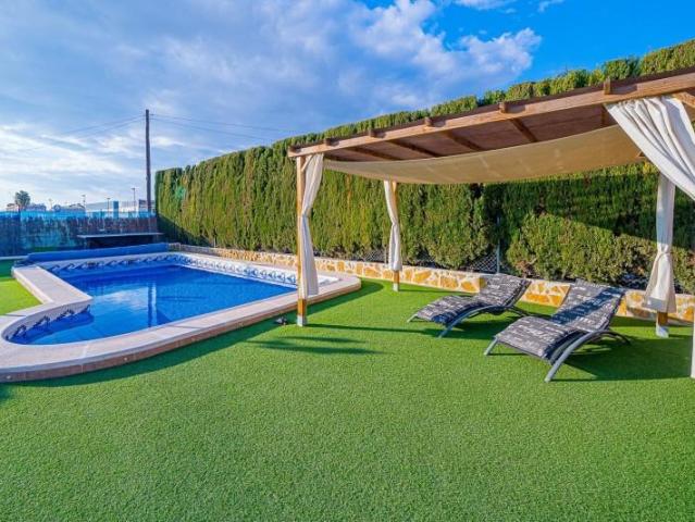 Casa en venta en el Baix Segura / La Vega Baja, Valencia
