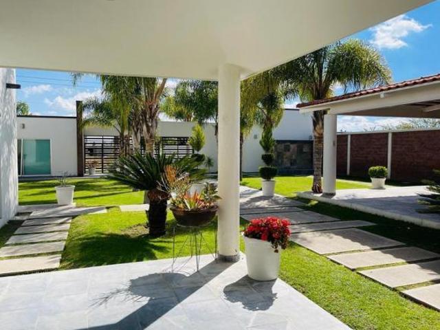 Casa en venta en San Francisco Del Rincón, Guanajuato