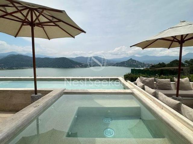 Casa En Condominio en venta en Valle De Bravo, Estado de México
