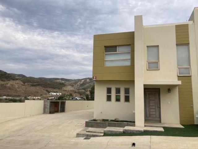 Casa en venta en Ensenada, Baja California