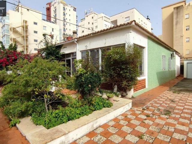 Casa en venta en Grau i Platja, la Safor