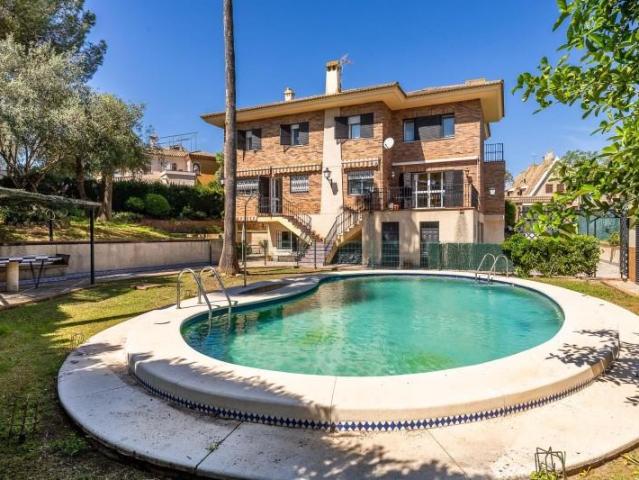 Casa en venta en Simón Verde, Mairena Del Aljarafe