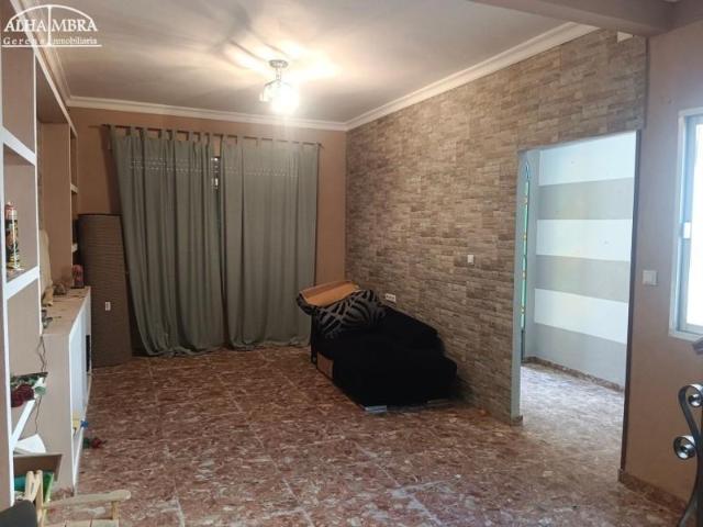 Casa en venta en Gerena, Andalucía