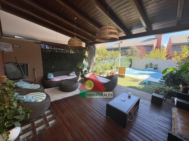 Casa en venta en Perales del Río, Getafe