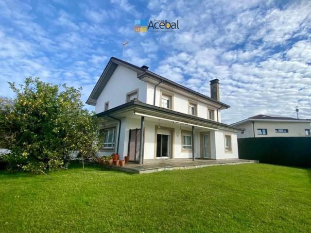 Casa en venta en Gijón, Asturias