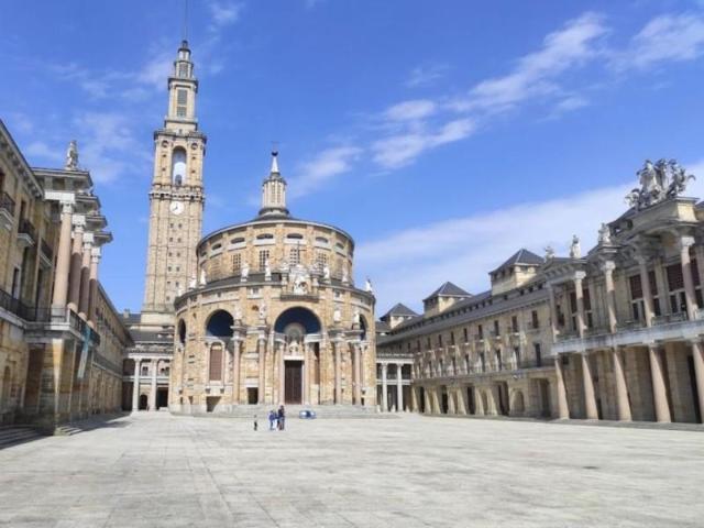 Casa en venta en Cefontes, Gijón