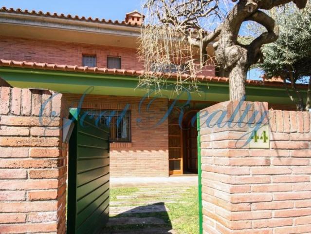 Casa en venta en Barri Vell, Gironès
