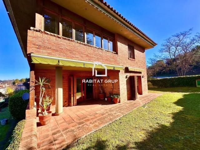 Casa en venta en Barri Vell, Gironès