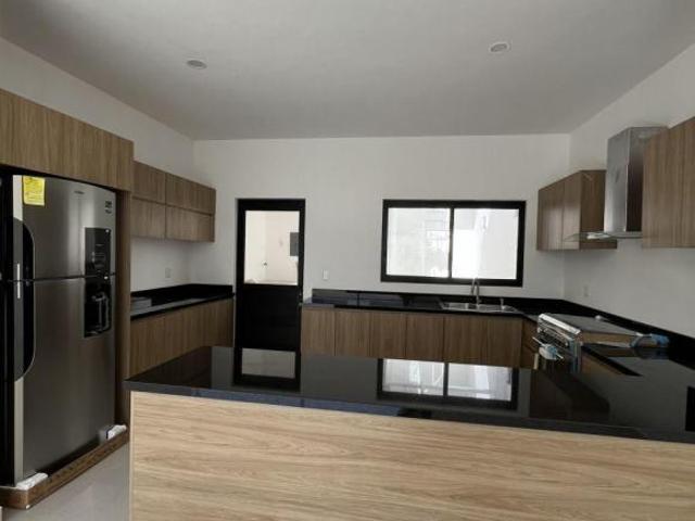 CASA EN VENTA GRAND PEDREGAL BERRIOZABAL