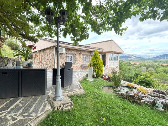 Casa en venta en Guadarrama, Las Cabezuelas