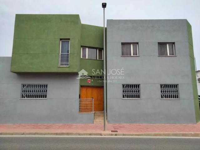 Casa en venta en el Vinalopó Mitjà / El Vinalopó Medio, Valencia