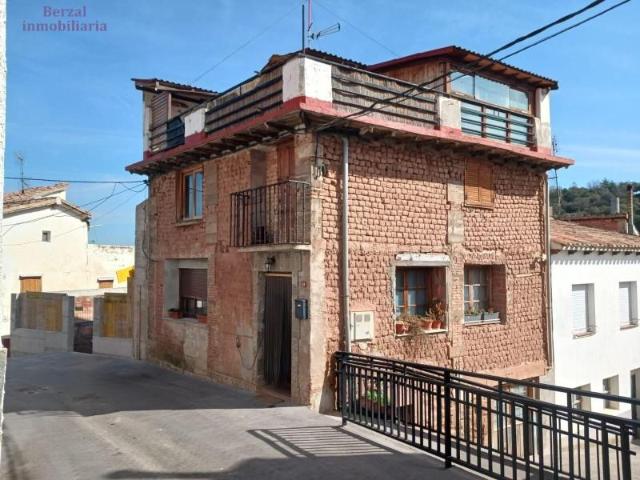 Casa en venta en Hornos De Moncalvillo, La Rioja