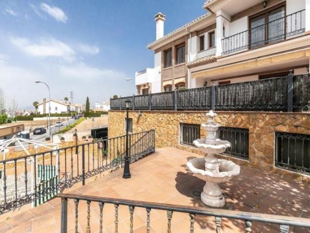 Casa en venta en Genil, Comarca de la Vega de Granada