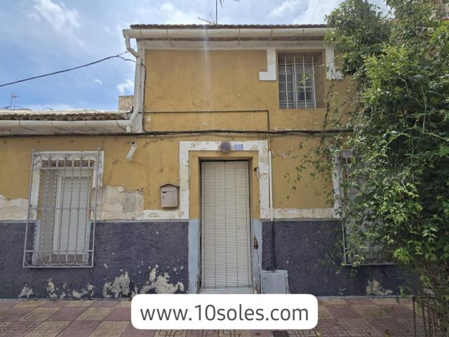 Casa en venta en Jacarilla