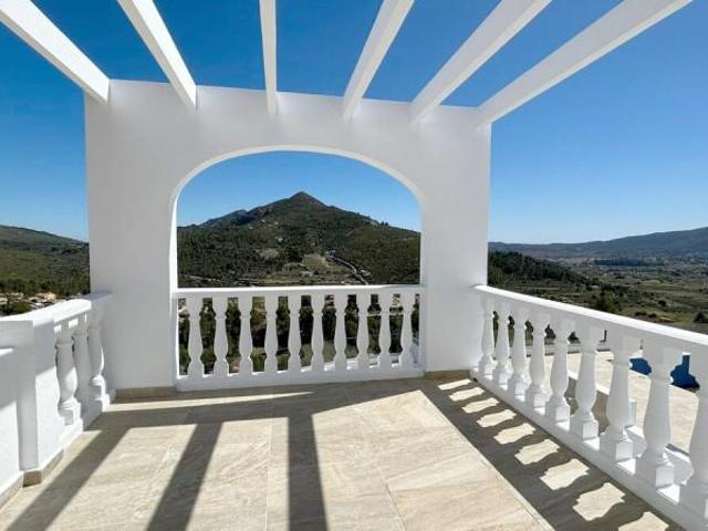 Casa en venta en Alcalalí, Urbanización Cumbres de Alcalalí