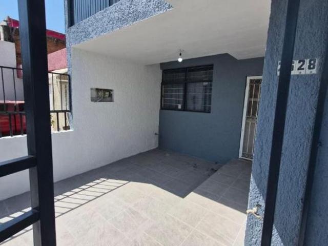 CASA EN VENTA JARDINES DE LA CRUZ DUPLEX