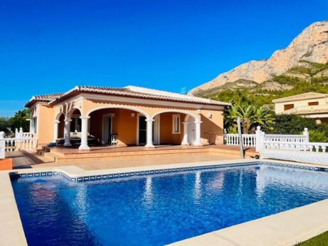 Casa en venta en Pueblo Blanco, la Marina Alta