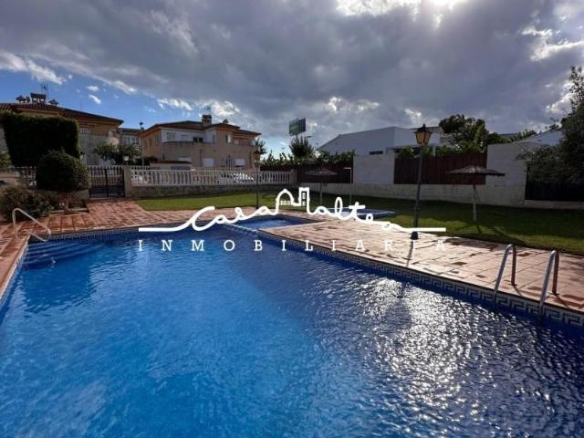 Casa en venta en Montagut, Altea