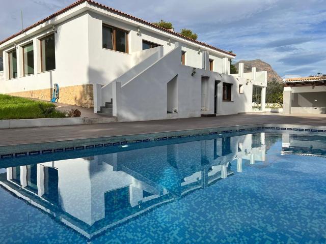 Casa en venta en Coloma, la Marina Baixa