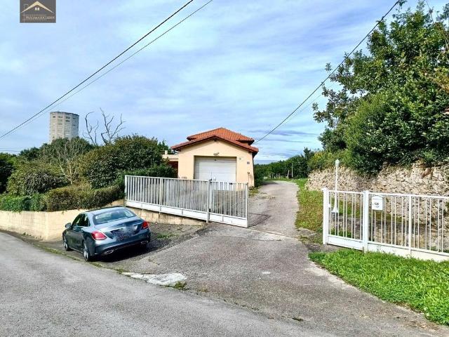 Casa en venta en Laredo