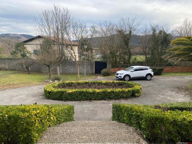 Casa en venta en Larrabetzu, Guipúzcoa