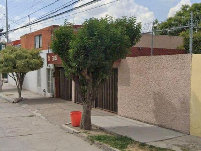 CASA EN VENTA LAS AGUILAS SAN LUIS POTOSI