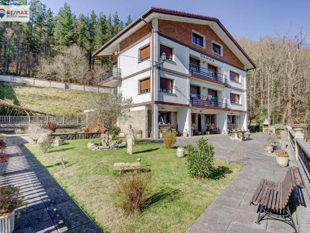 Chalet en venta en Legazpi, Guipúzcoa