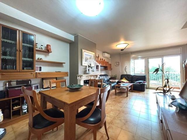 Casa en venta en Cantallops, Gironès