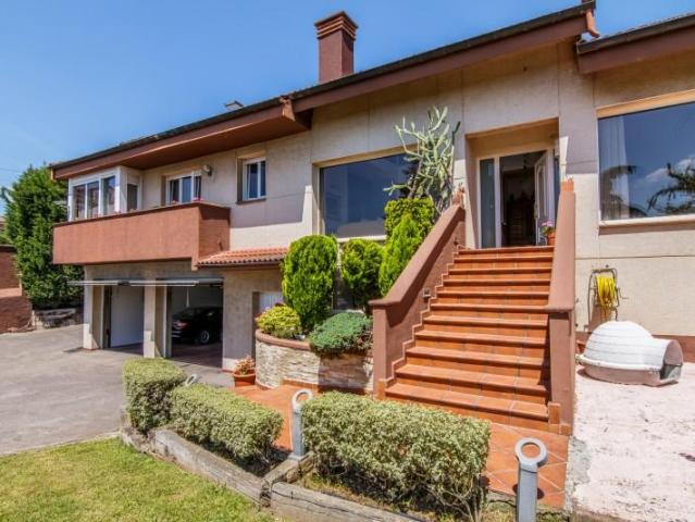 Casa en venta en Fonciello, Llanera