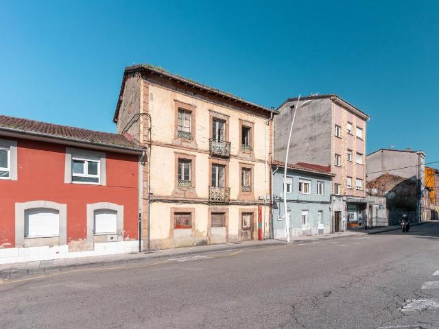 Chalet en venta en El Pompián, Langreo