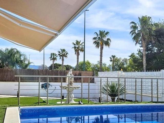 Casa en venta en Urbanització Vall de Llíria, el Camp de Túria