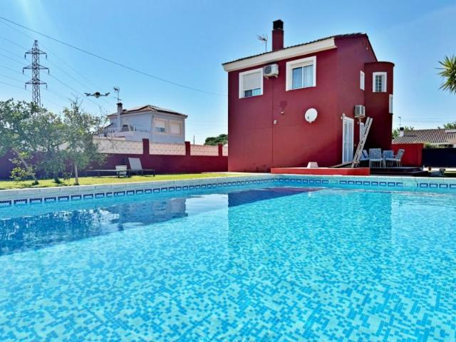 Casa en venta en Urbanització El Regalon, el Camp de Túria