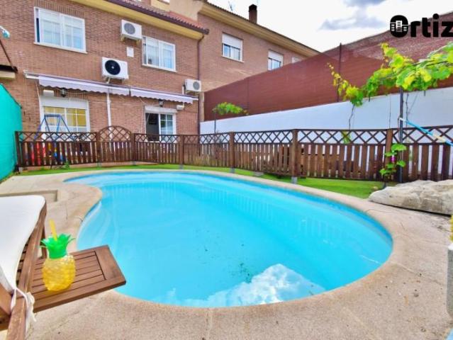 Casa en venta en Loeches, Madrid