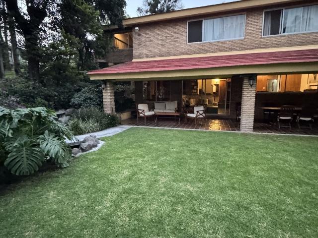 Casa en renta en Colonia Lomas Hipódromo, Naucalpan de Juárez