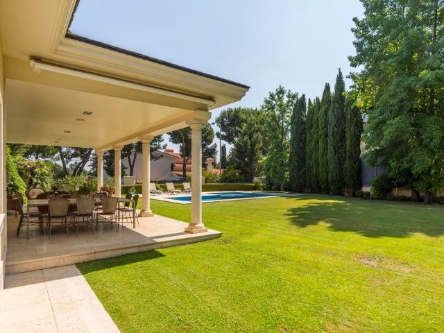 Casa en venta en Medina-sidonia, Madrid